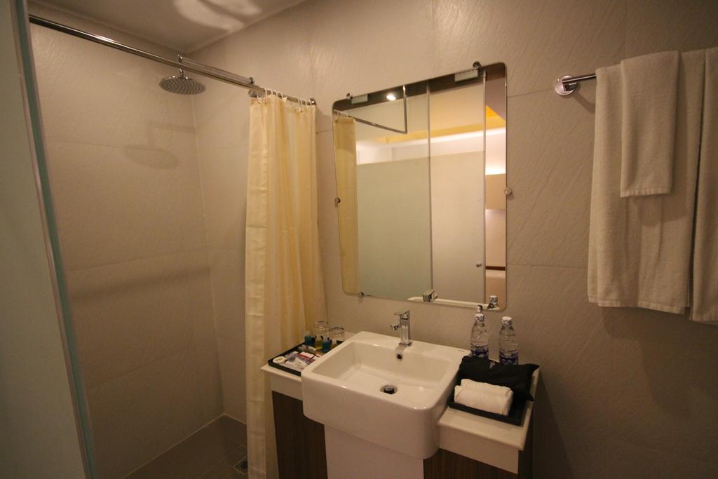 The Rgn City Lodge Rangum Quarto foto