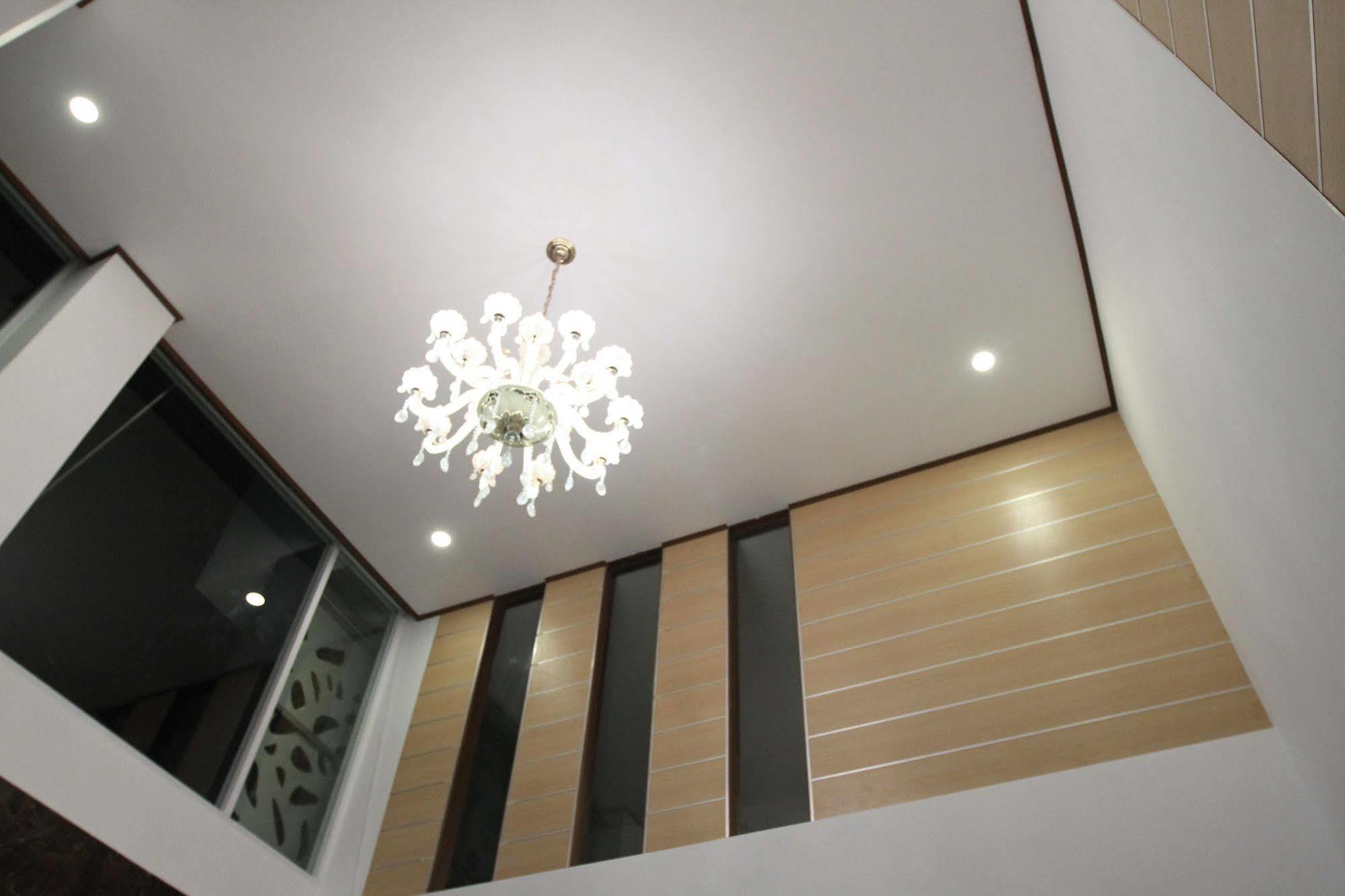 The Rgn City Lodge Rangum Exterior foto
